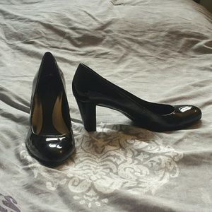 Calvin Klein Black Patent Pumps sz 8